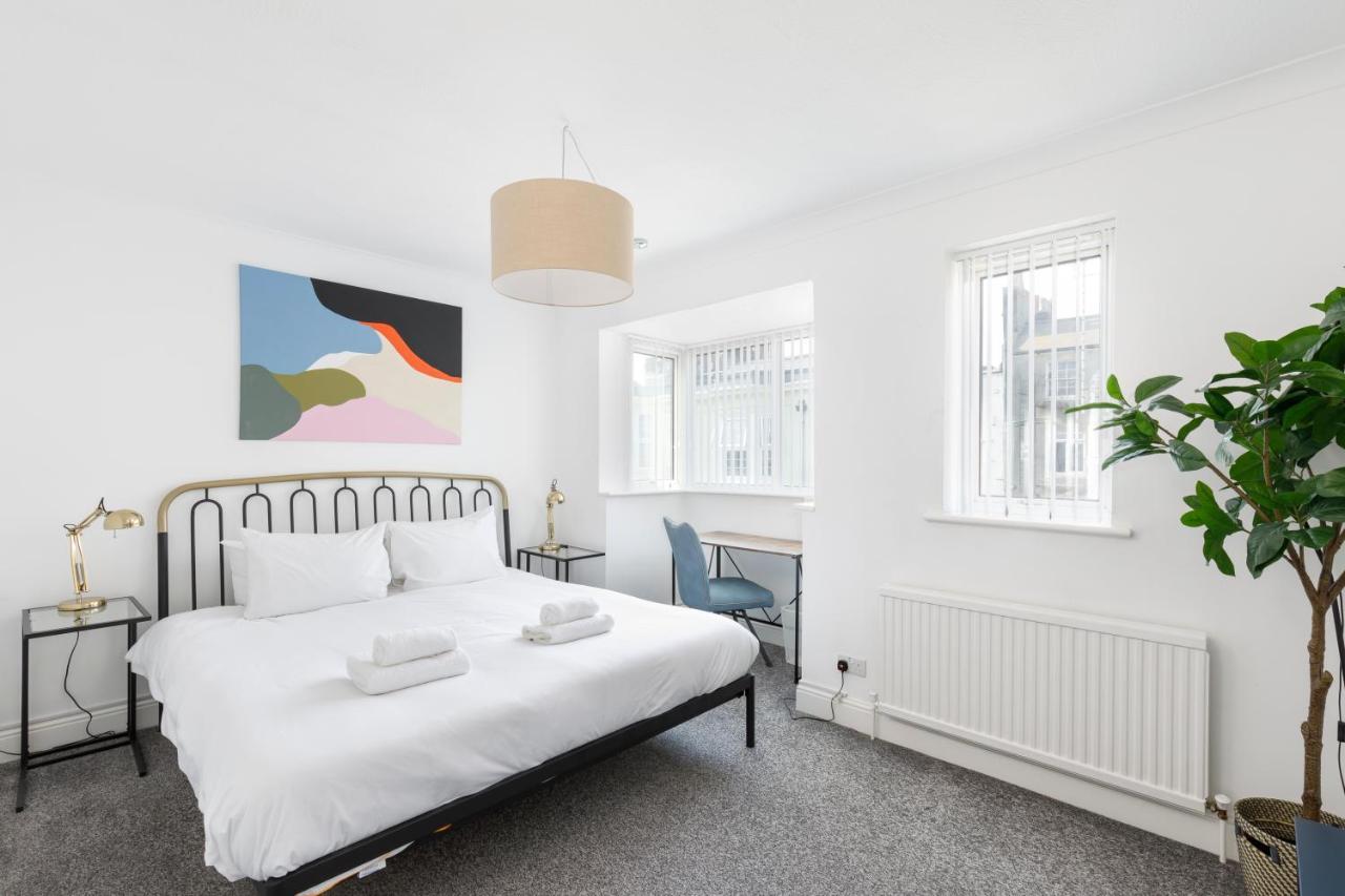 Beachside Retreat 2-Bedroom Gem With Free Private Parking & Outdoor Space Brighton Exterior photo