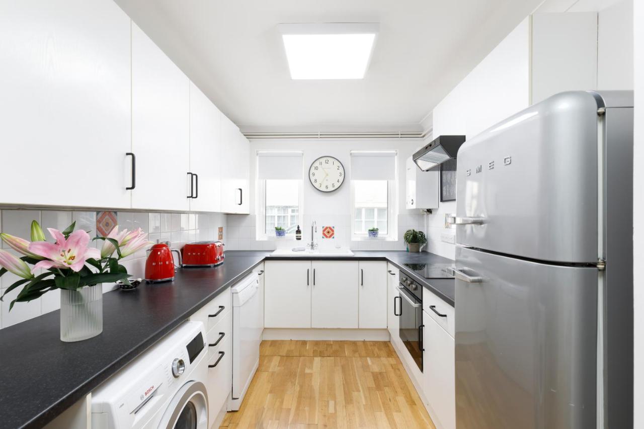 Beachside Retreat 2-Bedroom Gem With Free Private Parking & Outdoor Space Brighton Exterior photo