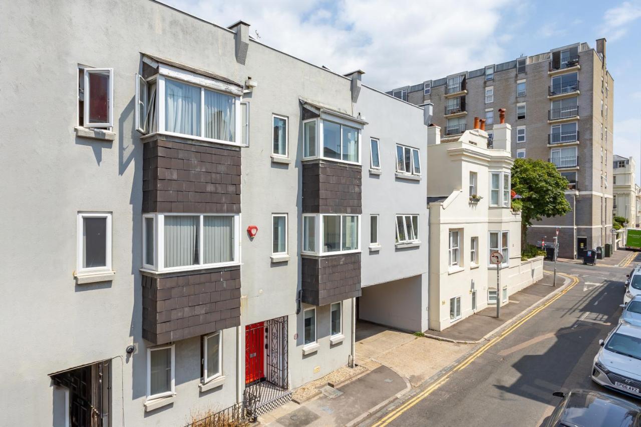 Beachside Retreat 2-Bedroom Gem With Free Private Parking & Outdoor Space Brighton Exterior photo